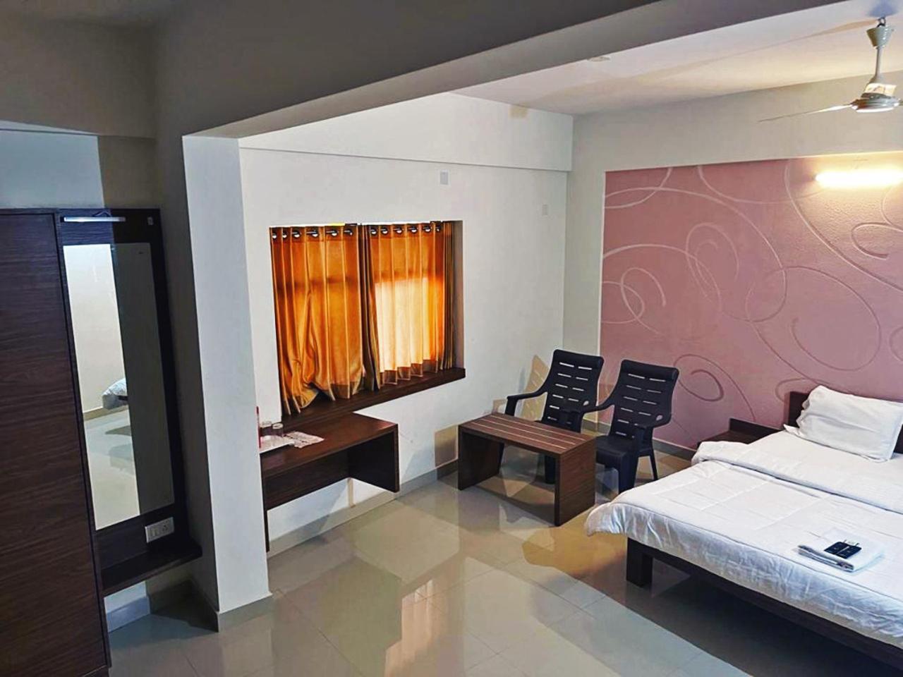 Hotel Radha Pangala المظهر الخارجي الصورة