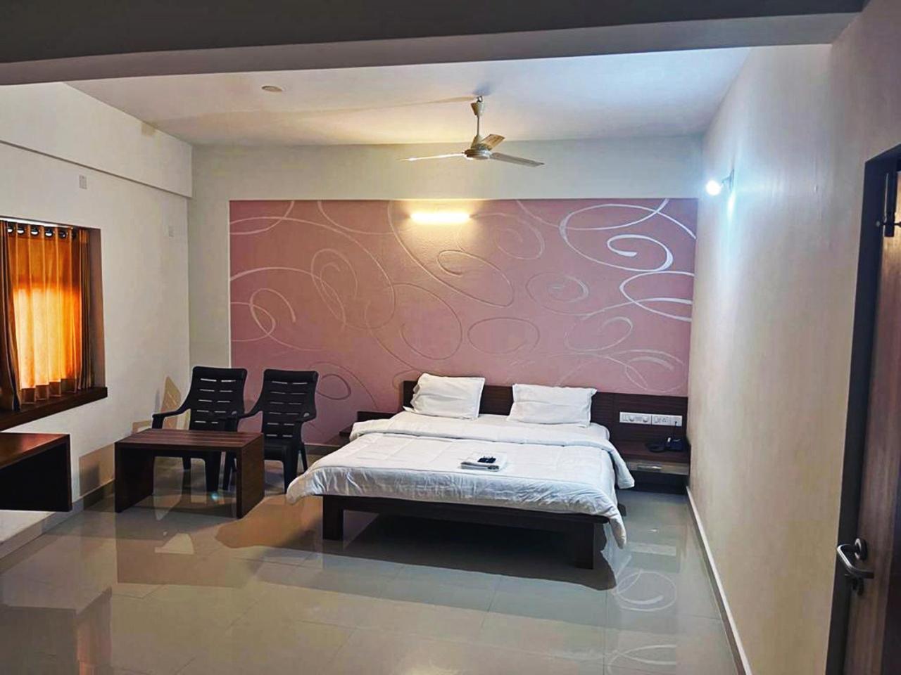 Hotel Radha Pangala المظهر الخارجي الصورة