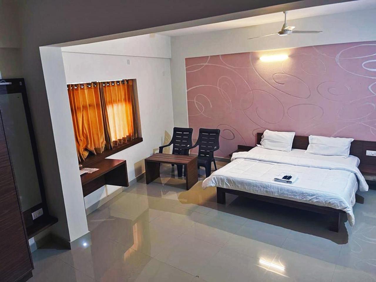 Hotel Radha Pangala المظهر الخارجي الصورة