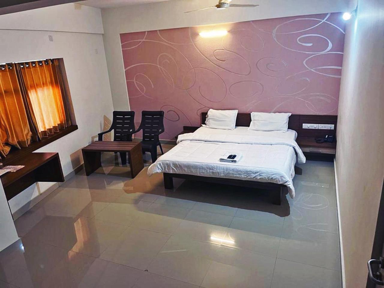 Hotel Radha Pangala المظهر الخارجي الصورة